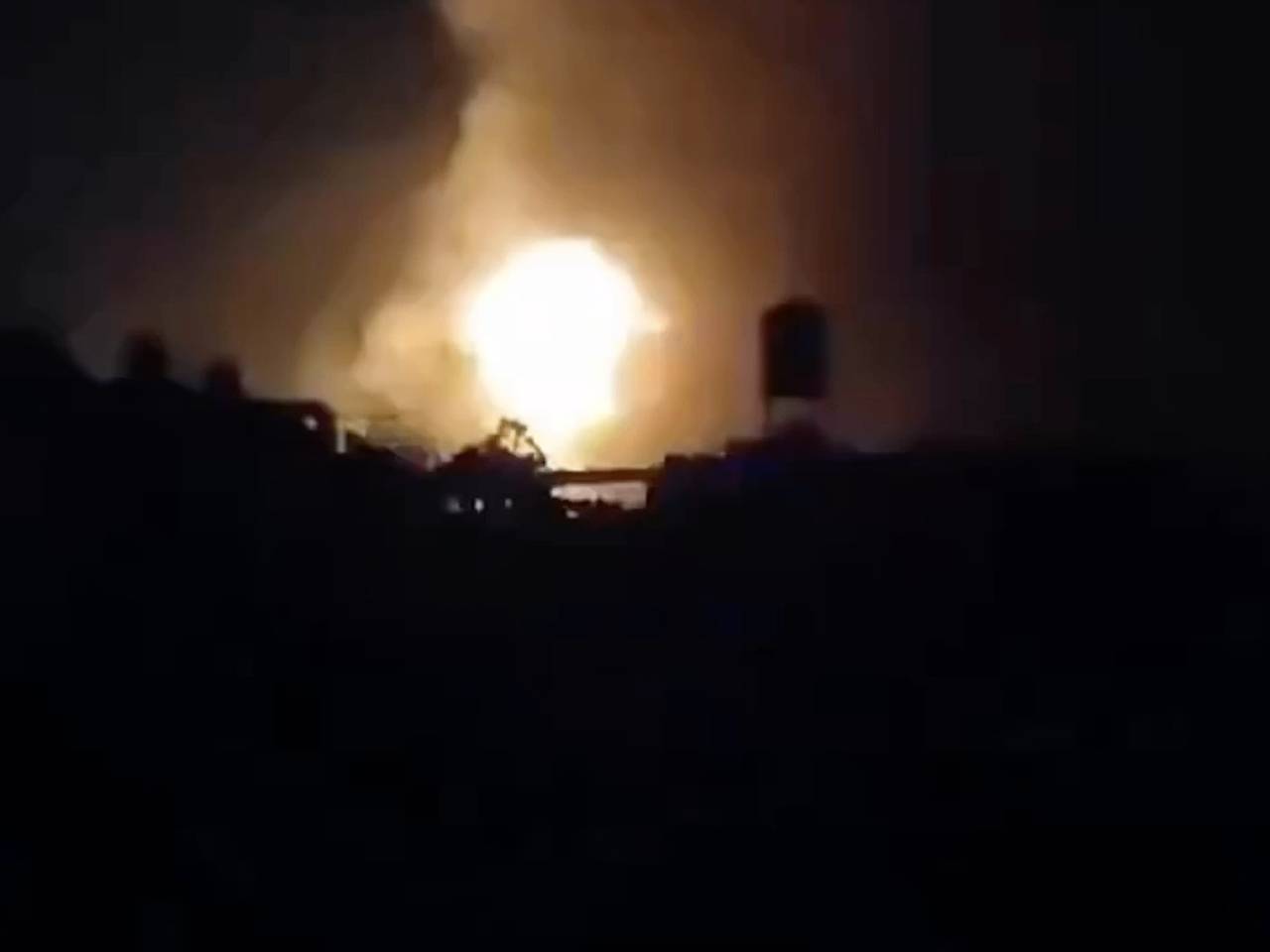 Опубликованы кадры авиаударов Израиля по Газе