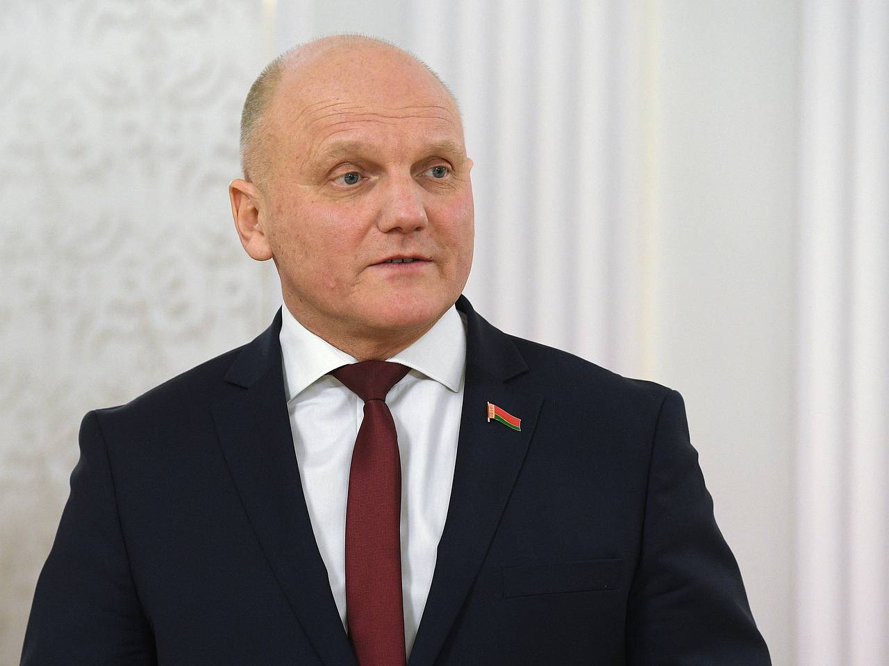 В КГБ предложили помощника в урегулировании кризиса на Украине