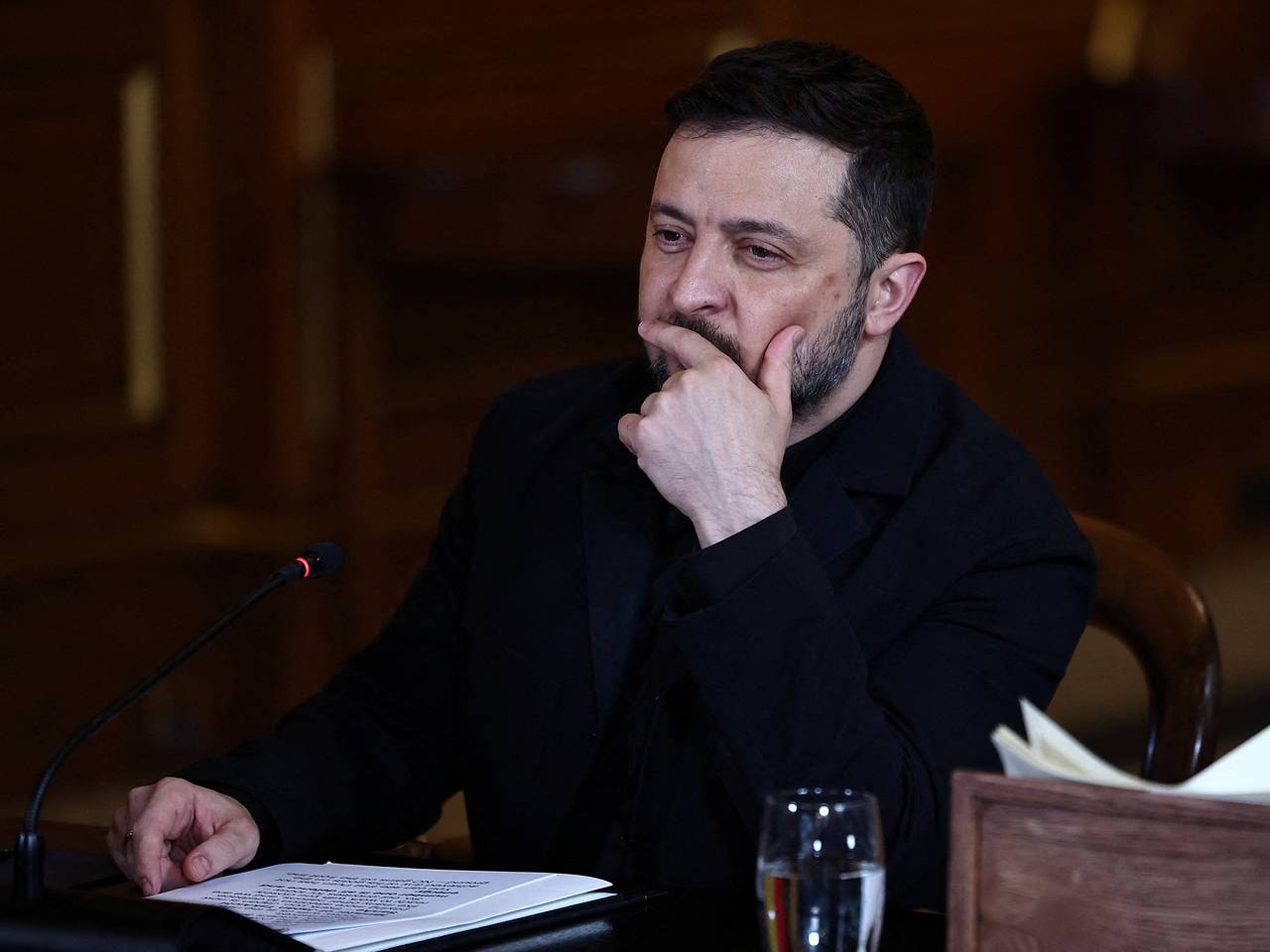 Зеленский признал тяжелое положение ВСУ в Красноармейске