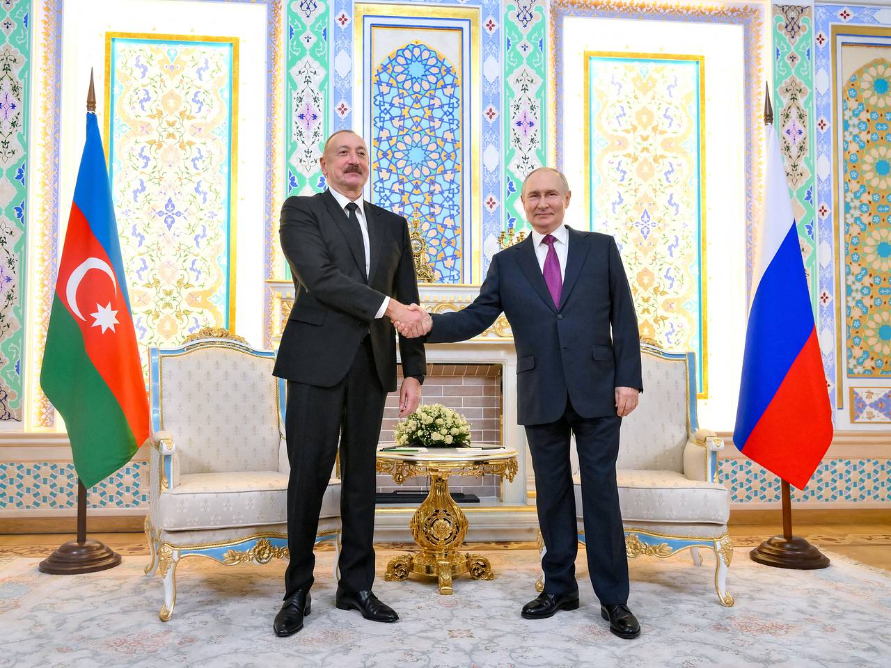 Встреча Путина и Алиева завершилась