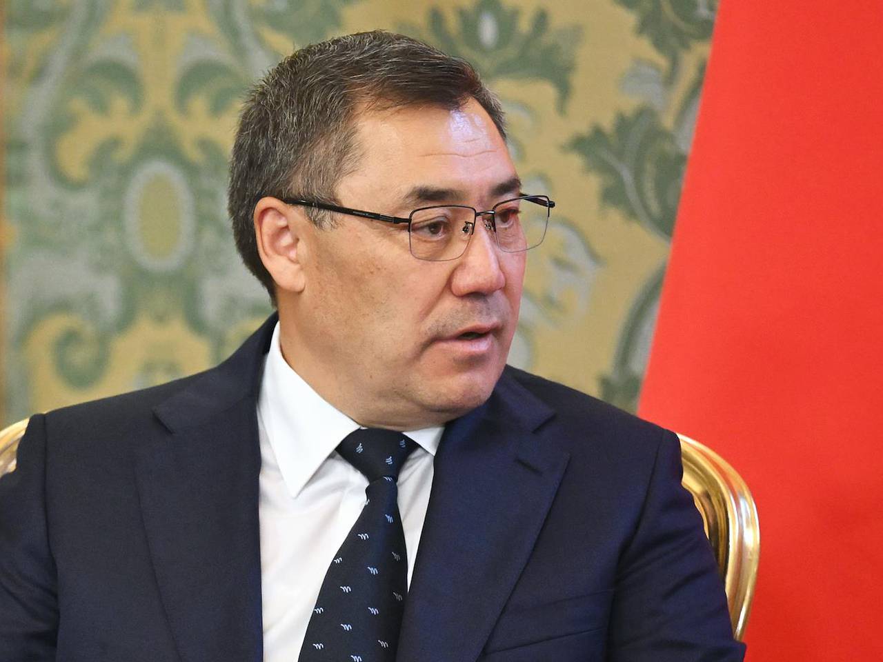 Президент Киргизии предложил смертную казнь за преступления против детей и женщин