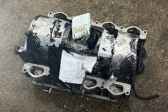 Украинка попыталась вывезти из страны миллион долларов в тайнике автомобиля