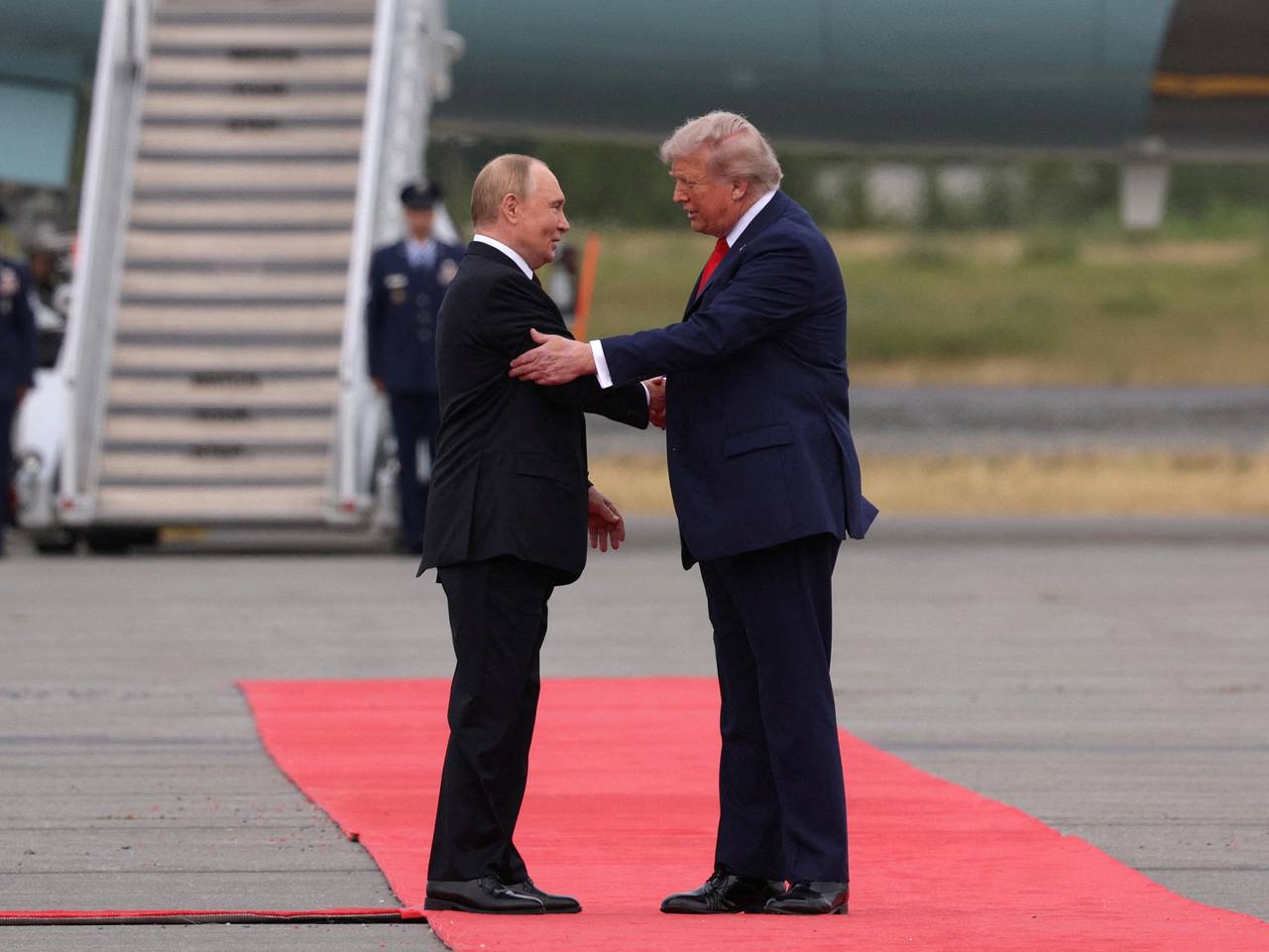 Стало известно о желании Зеленского и Трампа обсудить деликатные вопросы
