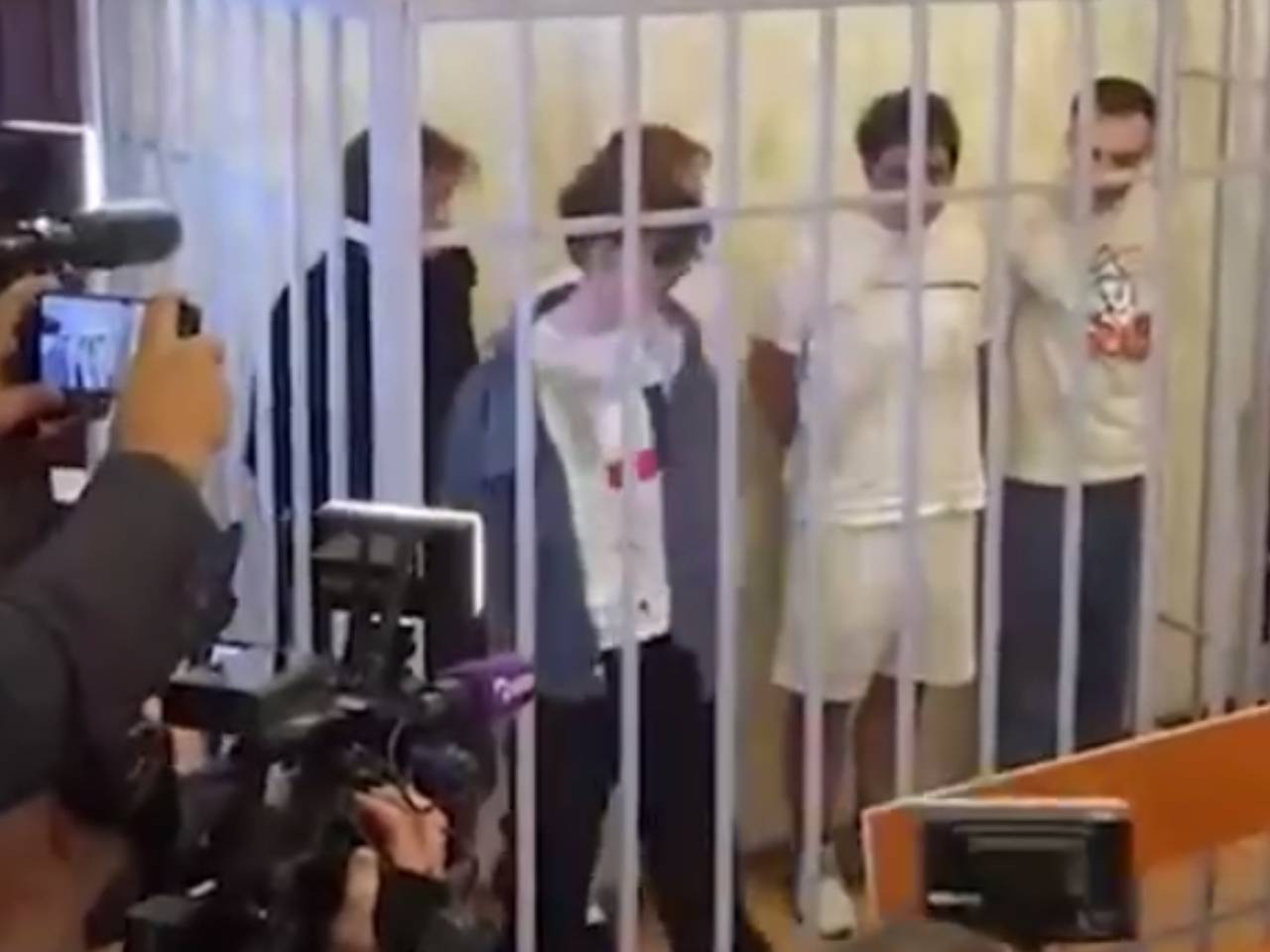 Захарова рассказала о работе по возвращению арестованных в Азербайджане граждан