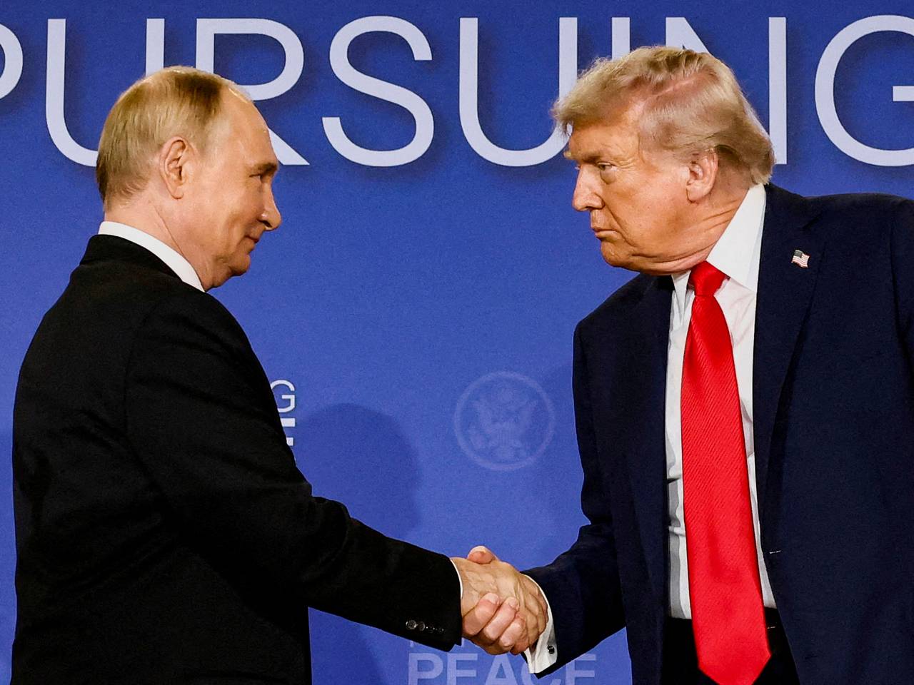 Захарова раскрыла подробности о подготовке встречи Путина и Трампа