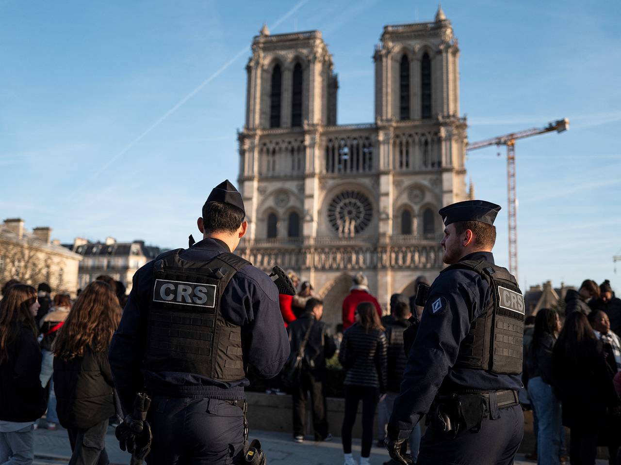 В Нотр-Даме нашли записку с предупреждением о резне и одной просьбой