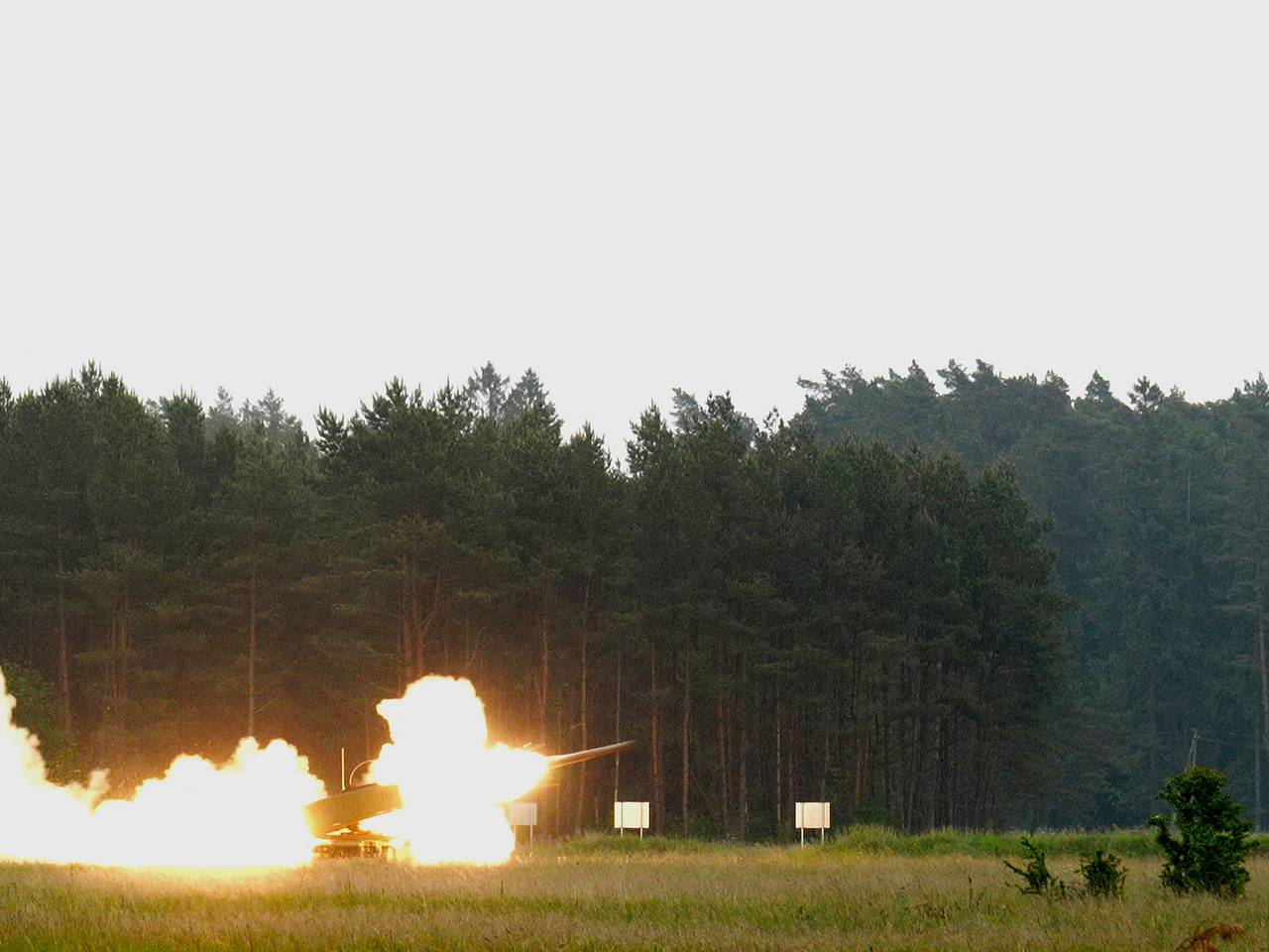 Украина получила первые партии оружия в рамках PURL