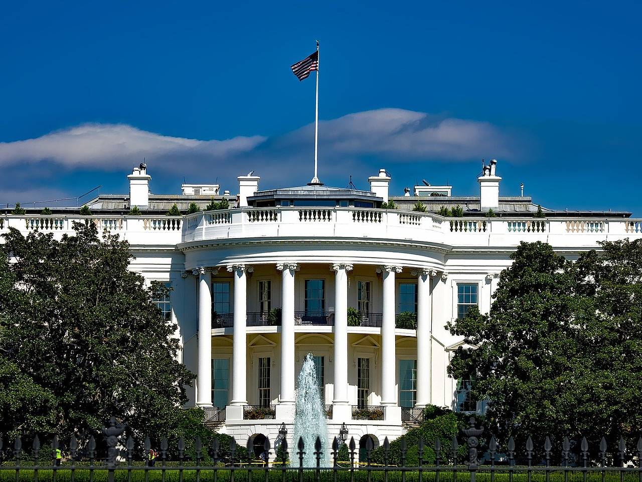 В Белом доме удивились из-за введения Трампом санкций против России