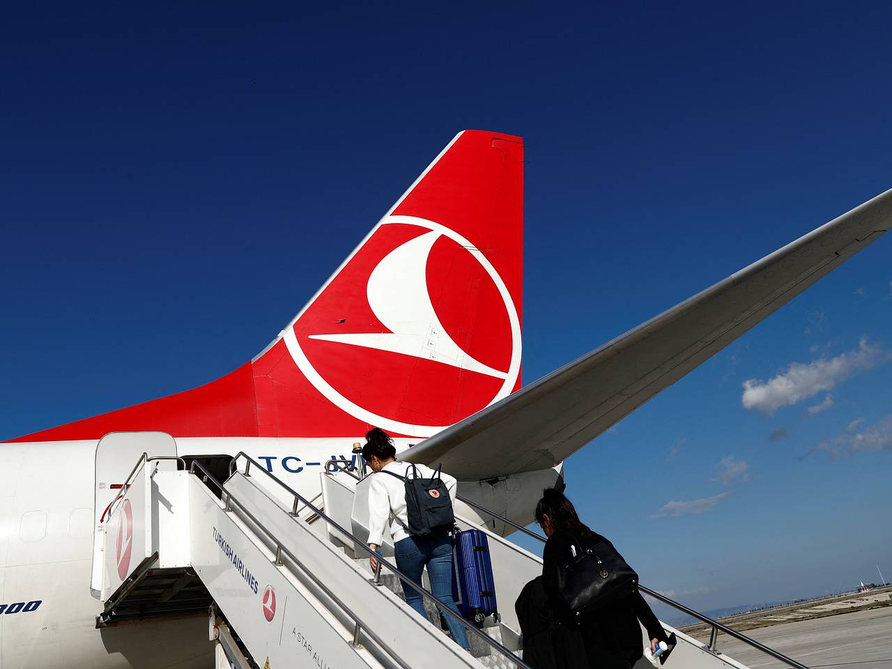 Turkish Airlines вывезла активистов флотилии Тунберг «Сумуд» из Израиля