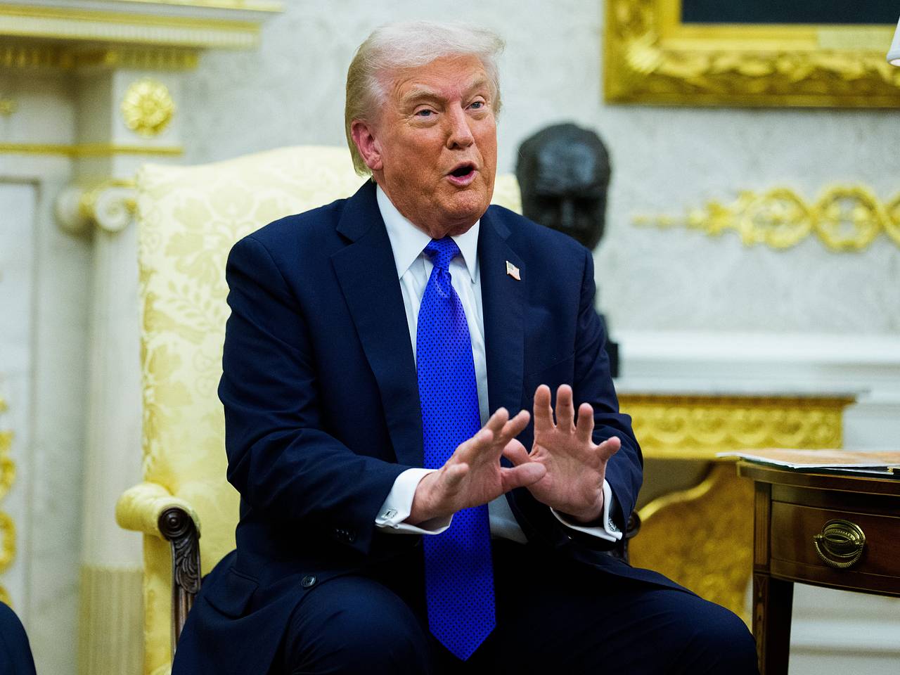 Трамп высказался о введении дополнительных санкций против России