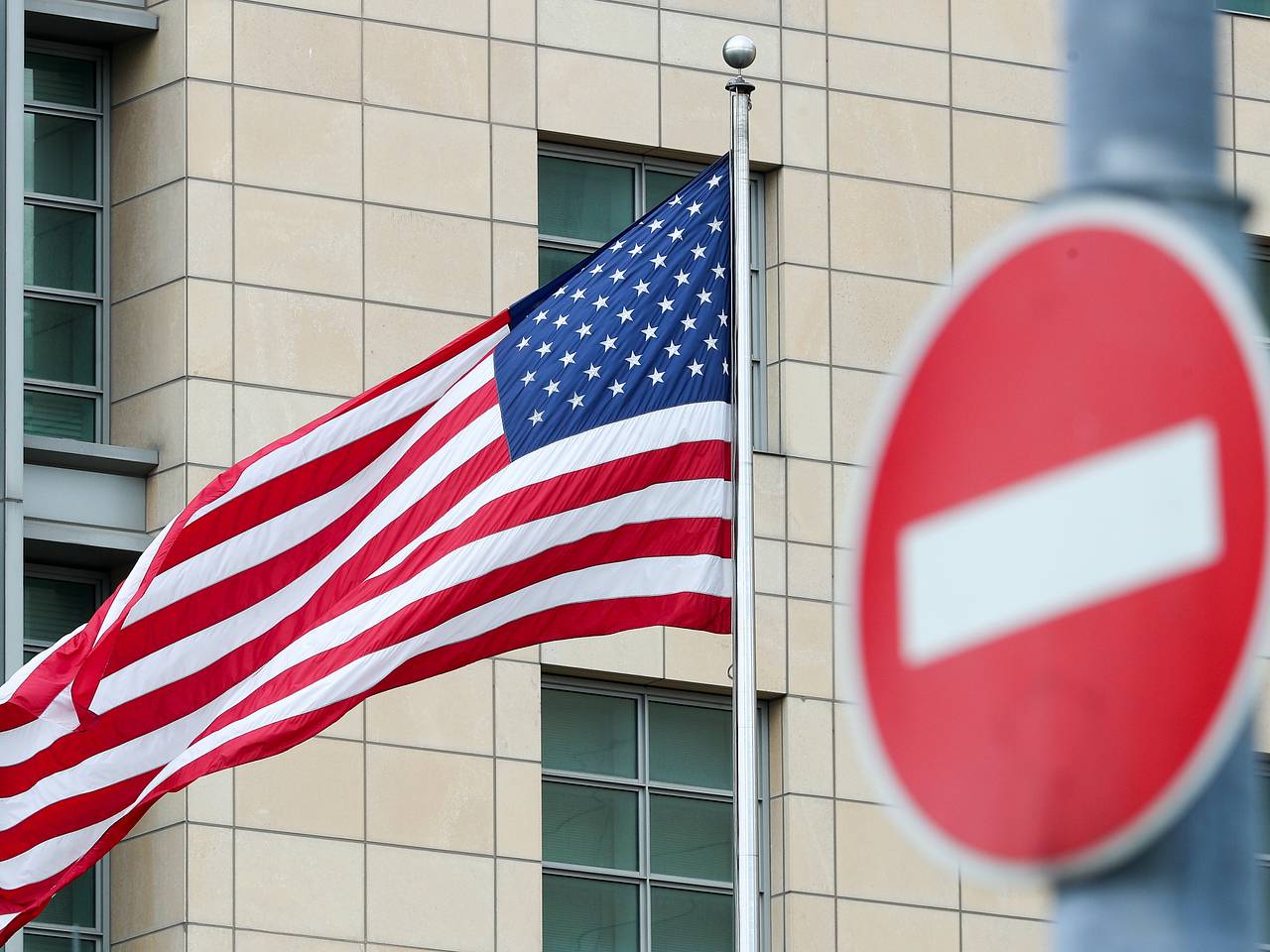 Сенат США вновь отклонил законопроекты о продлении финансирования