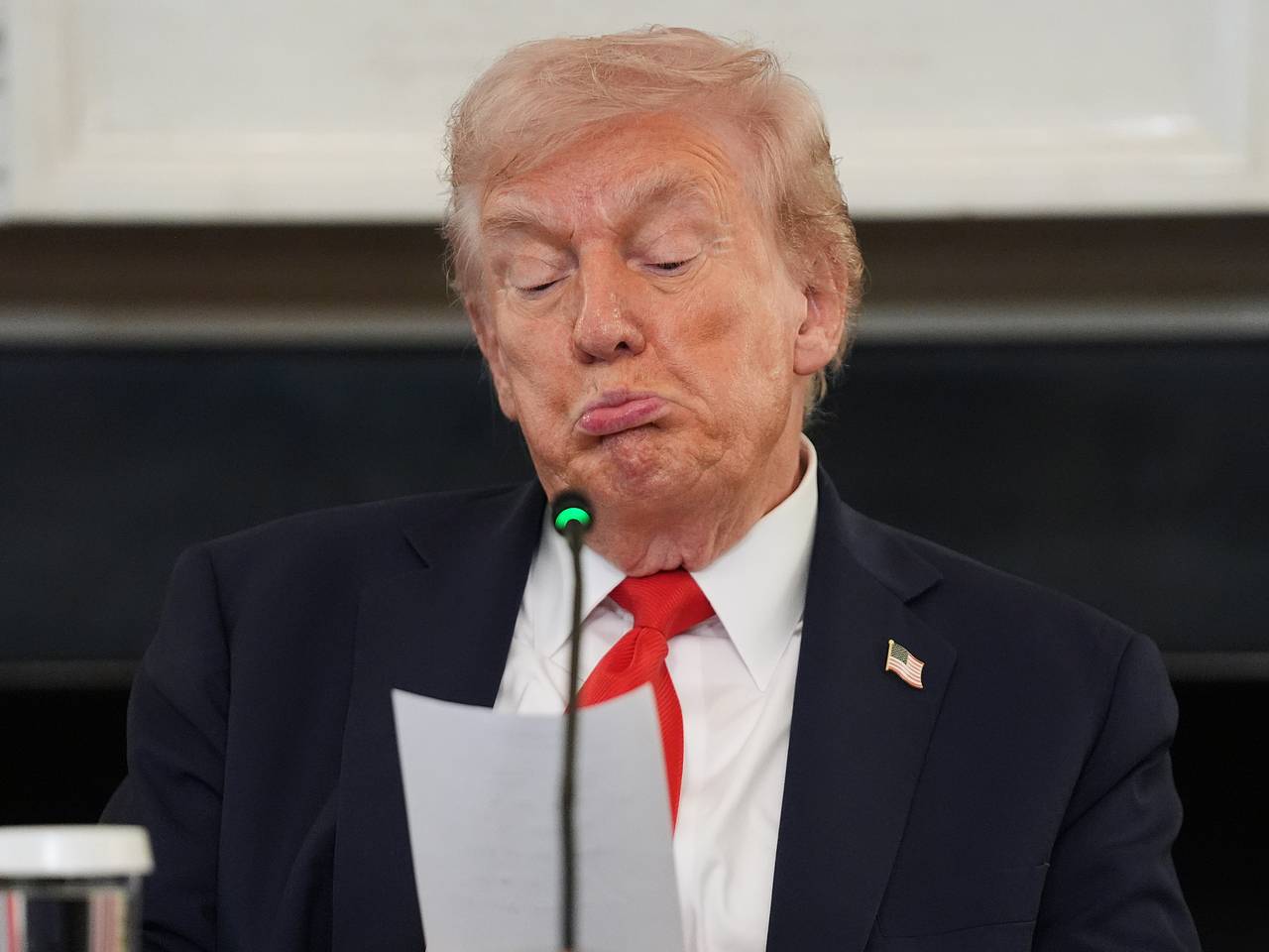 В Конгрессе раскритиковали Трампа за попытку многомиллиардной помощи другой стране