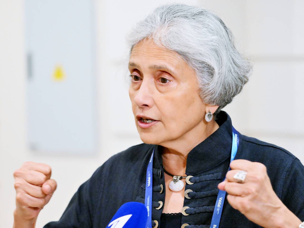 Канадский профессор рассказала о травле и допросе из-за вопроса Путину