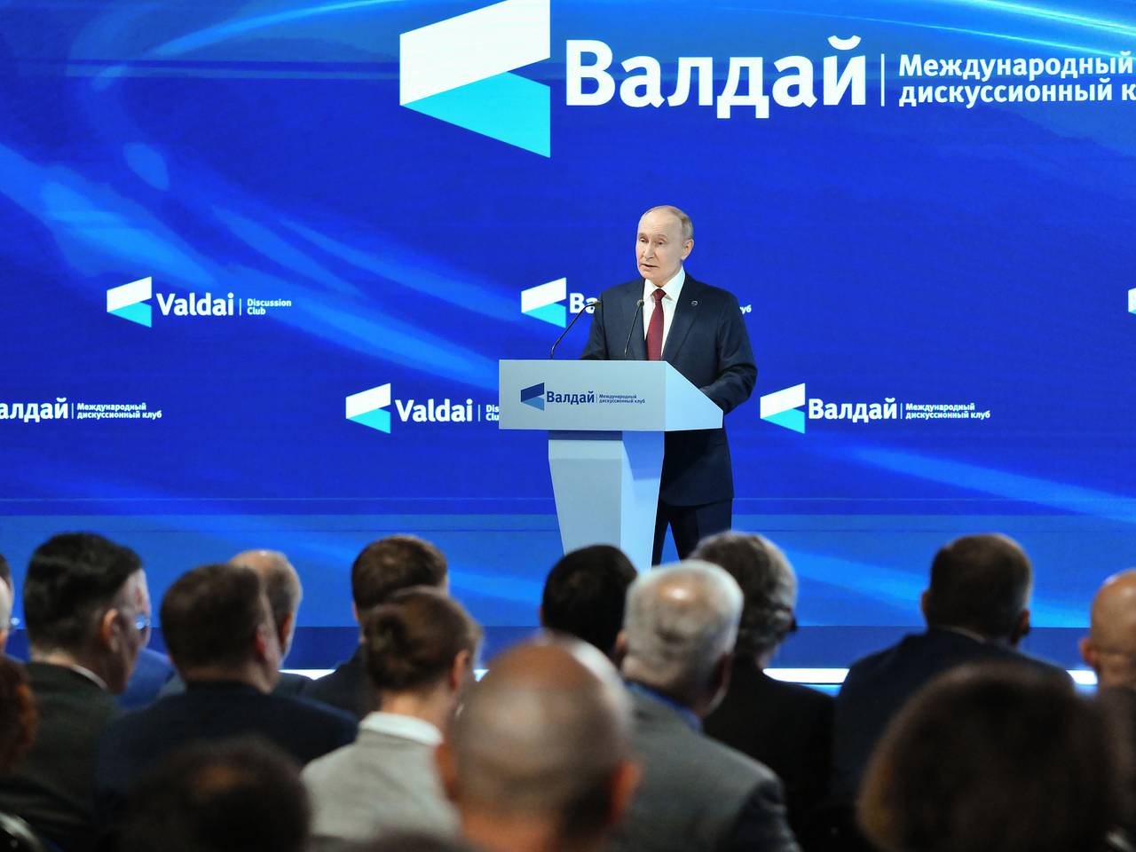 Путин напомнил об отказе России войти в НАТО