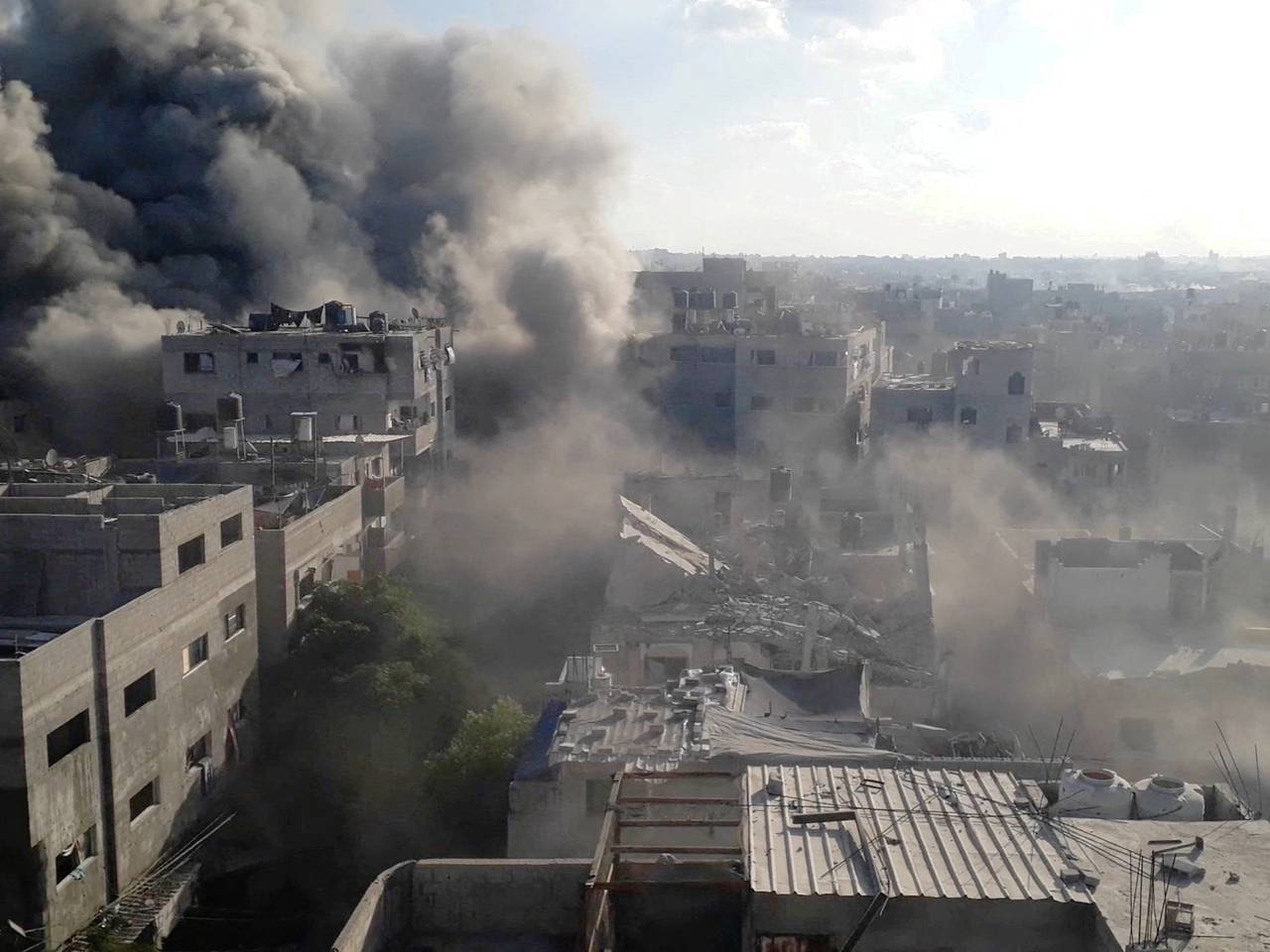 Нетаньяху отдал приказ нанести мощные удары по Газе