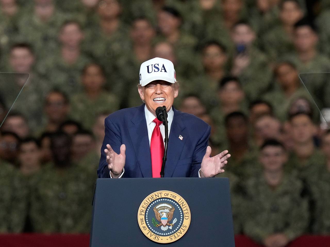 Трампа призвали не размахивать ядерной дубиной