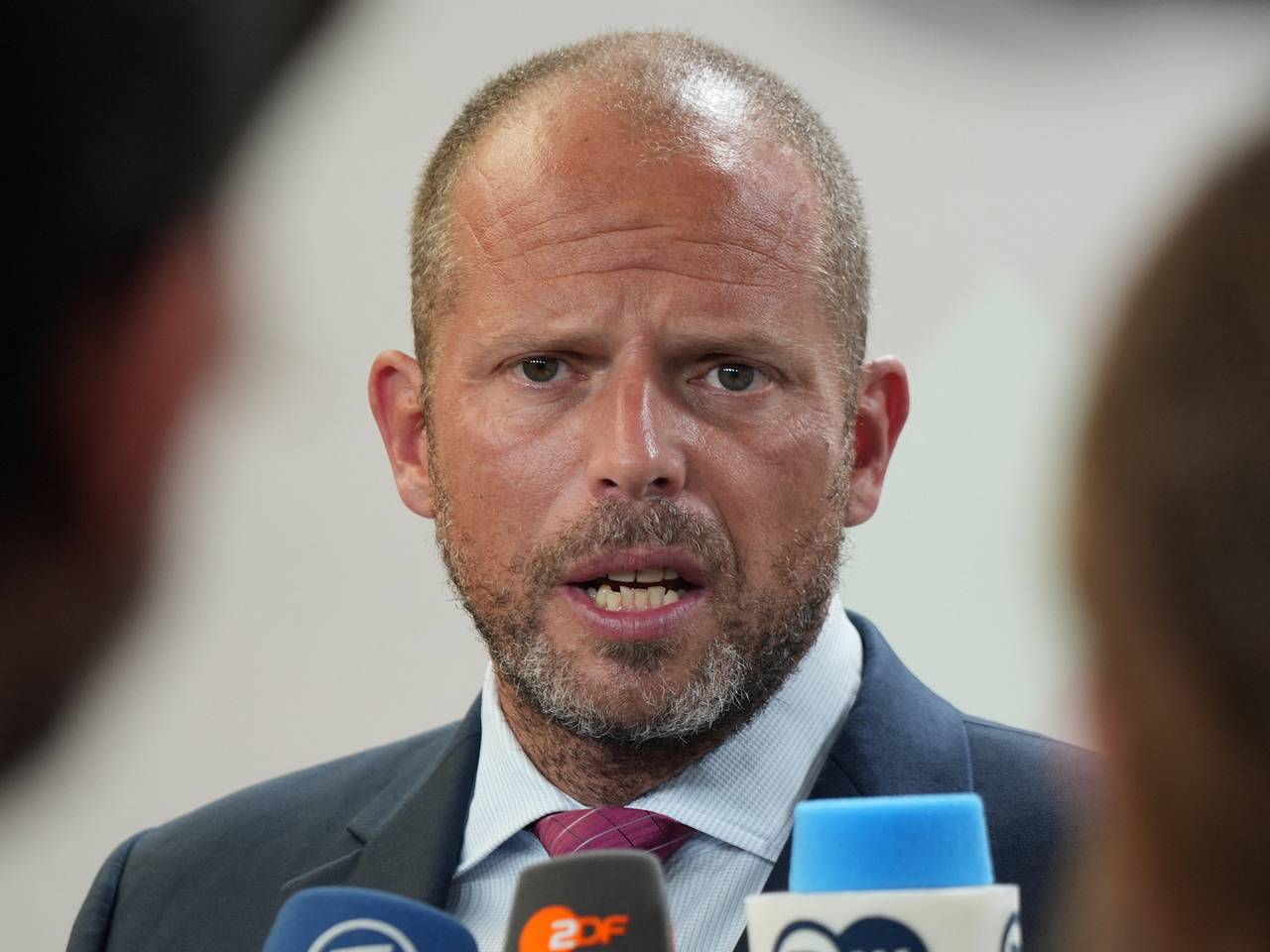 Министр обороны Бельгии ответил на призывы не опасаться Россию