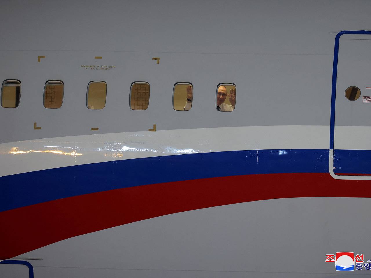 Военный летчик высказался о безопасности самолета Путина на пути в Венгрию