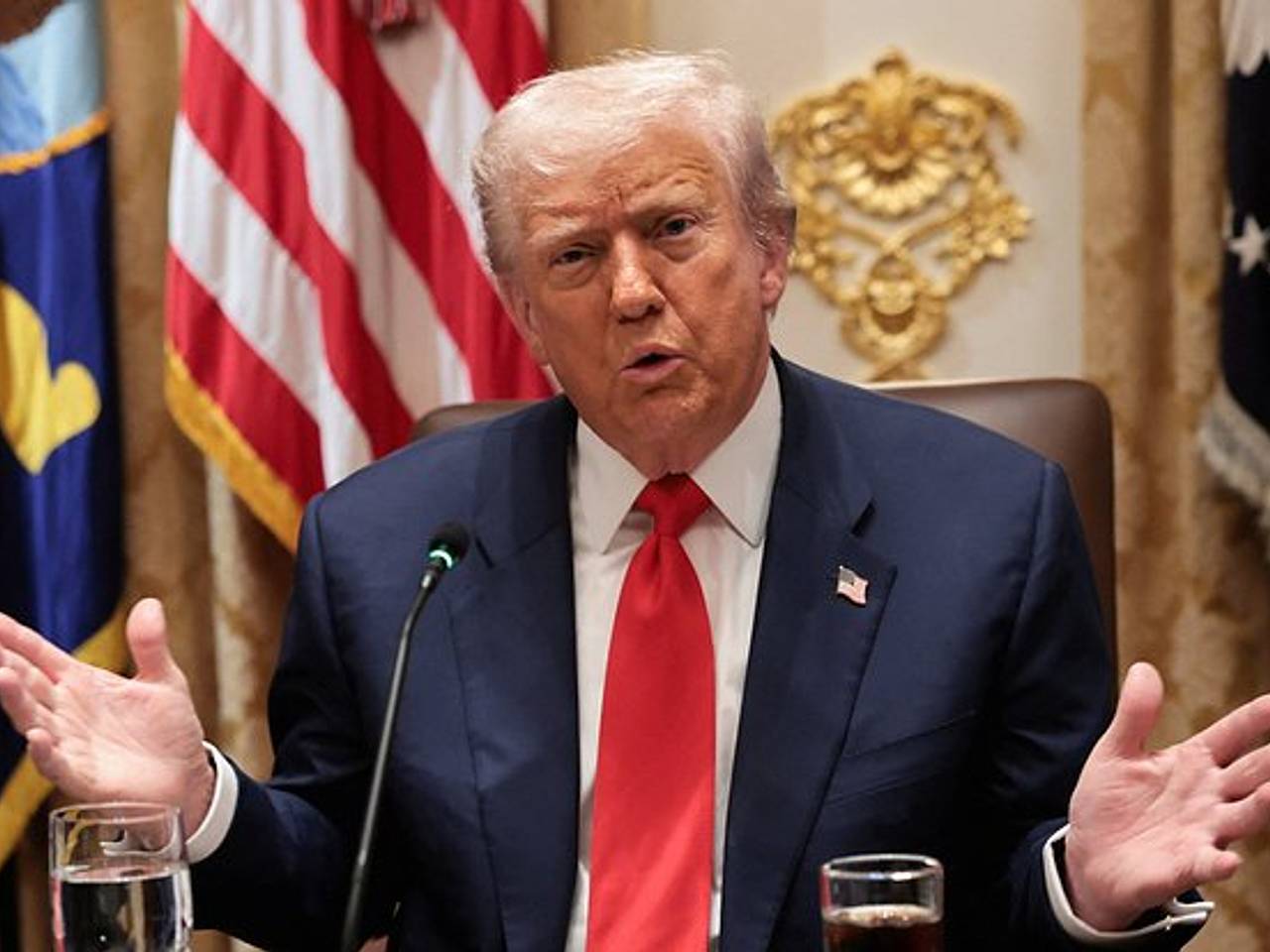 Трамп рассказал об усердной работе над украинским урегулированием