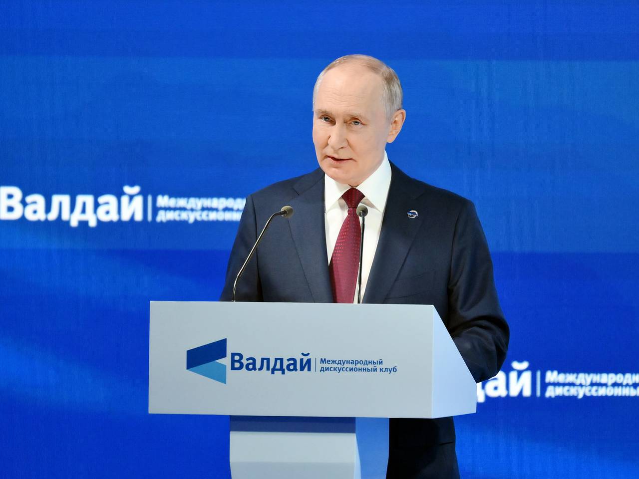 Арестович назвал хорошей речью выступление Путина на Валдайском форуме