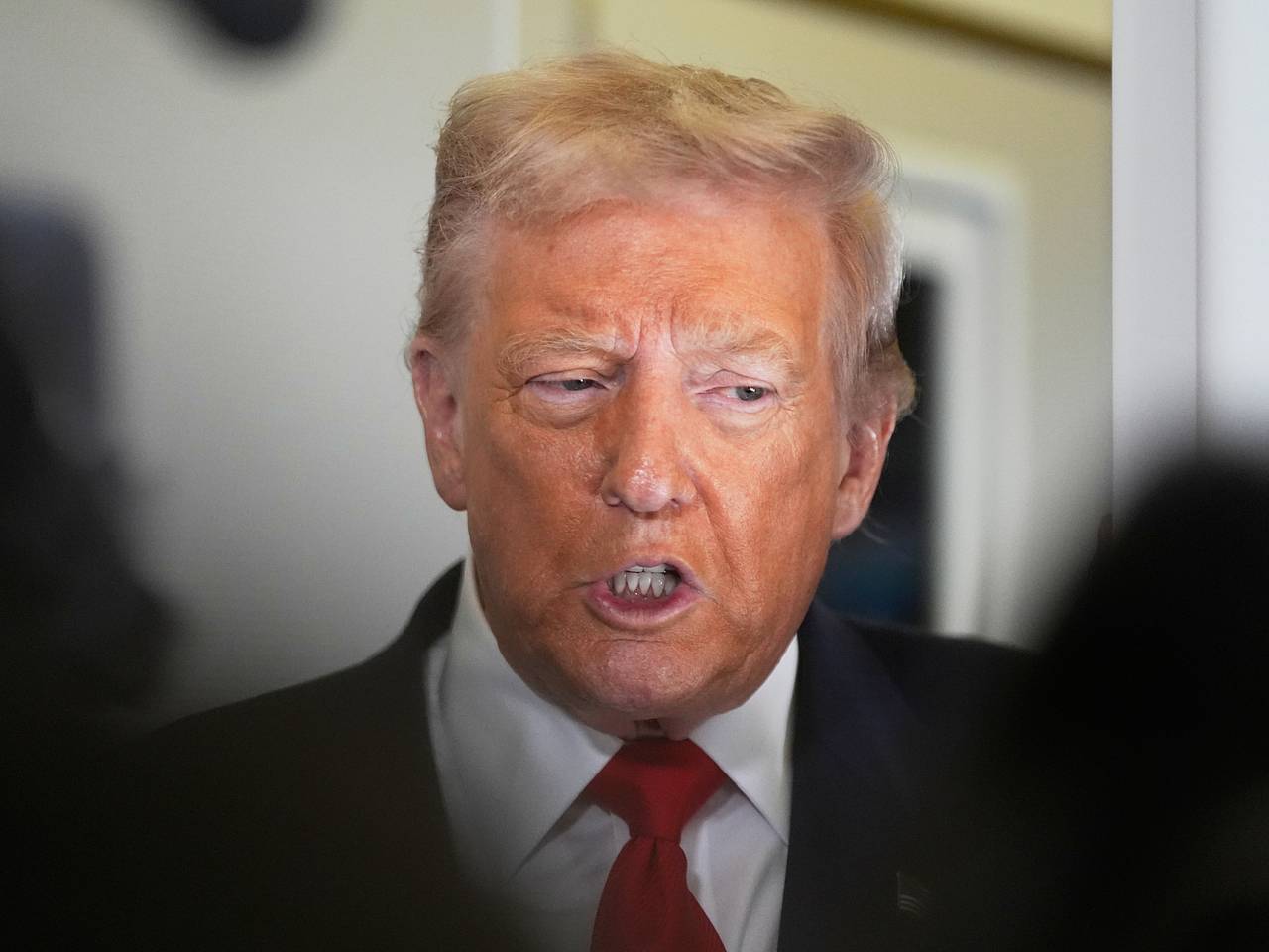 Трамп опроверг планы нанести удары по одной стране