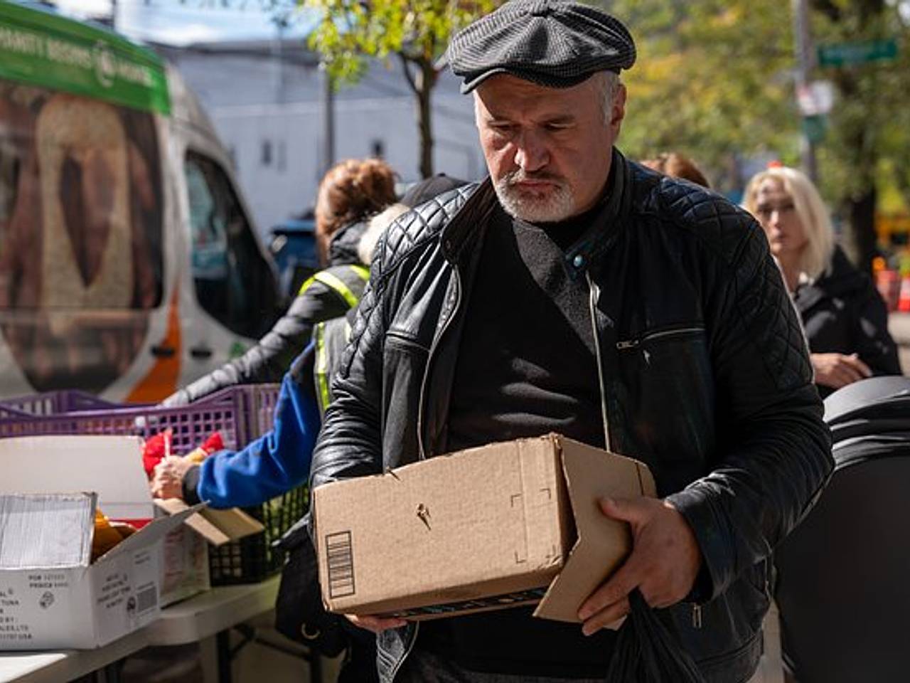 Трамп заявил о проблемах с выплатой талонов на питание американцам