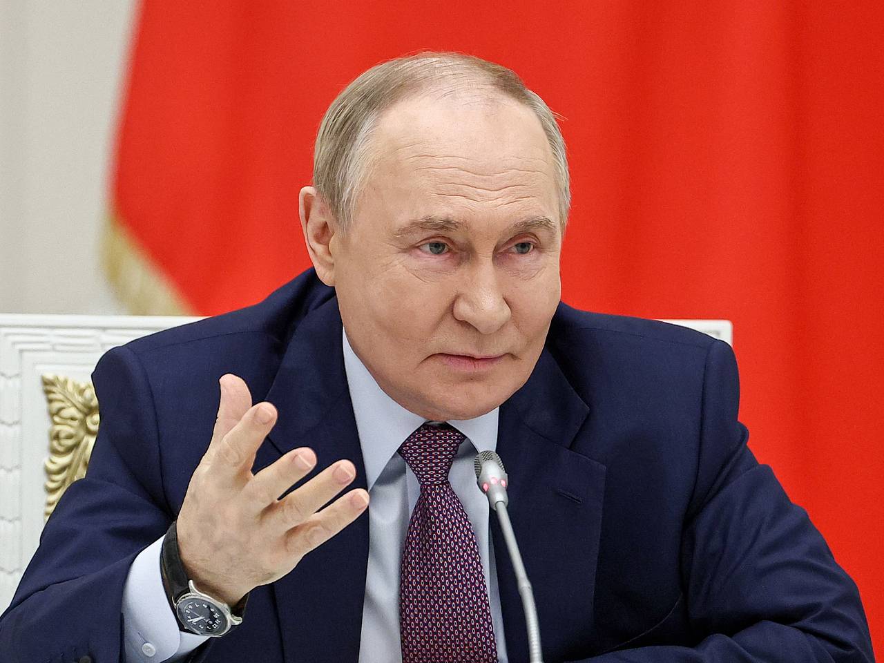Путин высказался о переносе встречи с Трампом
