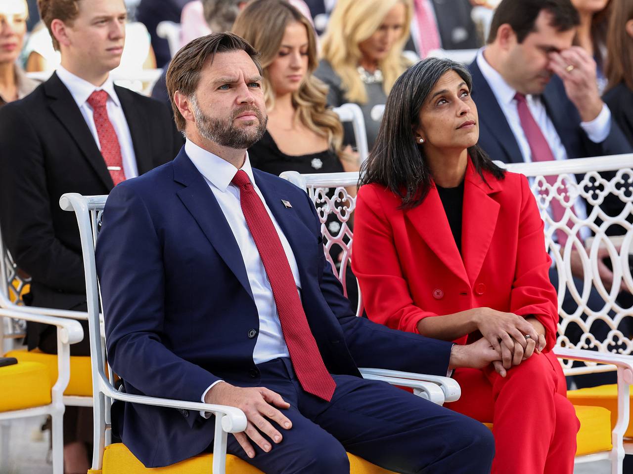 Слова Вэнса о своей жене вызвали скандал в США