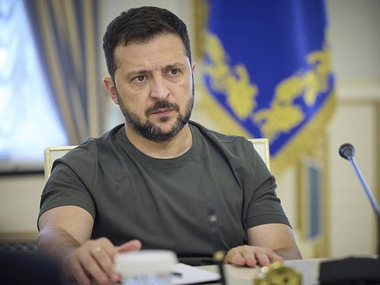 Экс-аналитик ЦРУ предрек бегство Зеленского с Украины