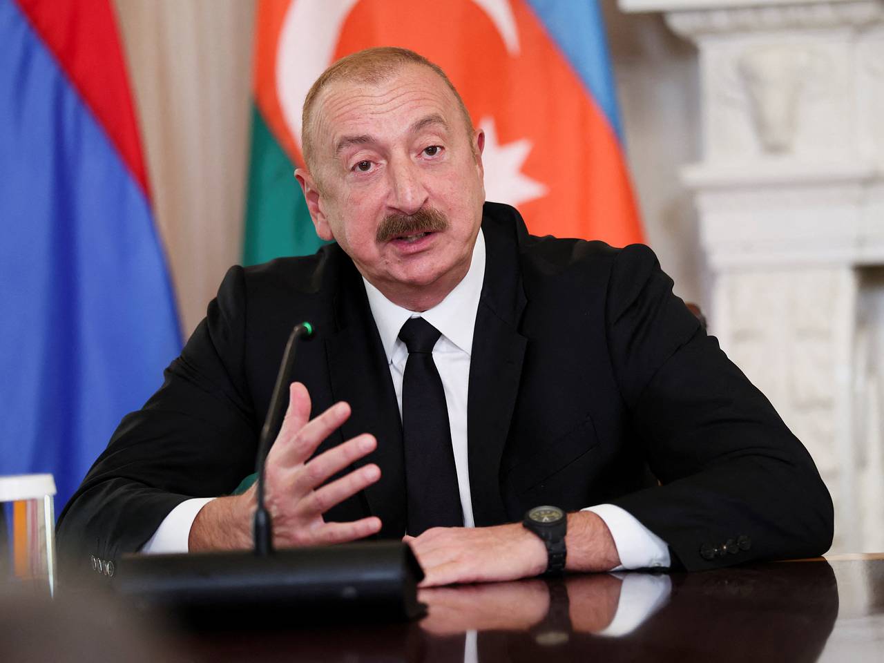 Алиев призвал не бояться возвращения азербайджанцев в Армению