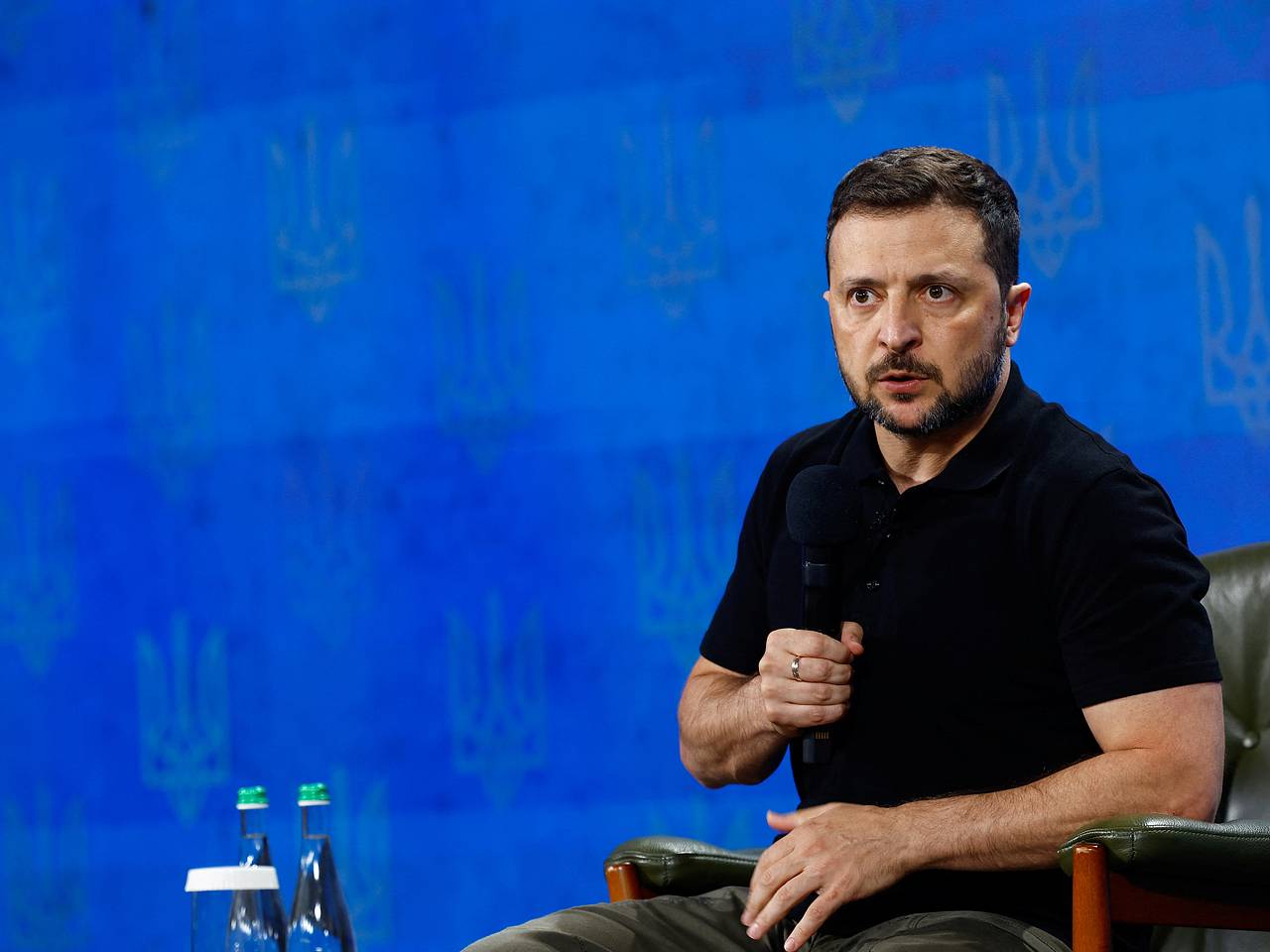 На Западе призвали Зеленского прилететь в Россию и начать переговоры