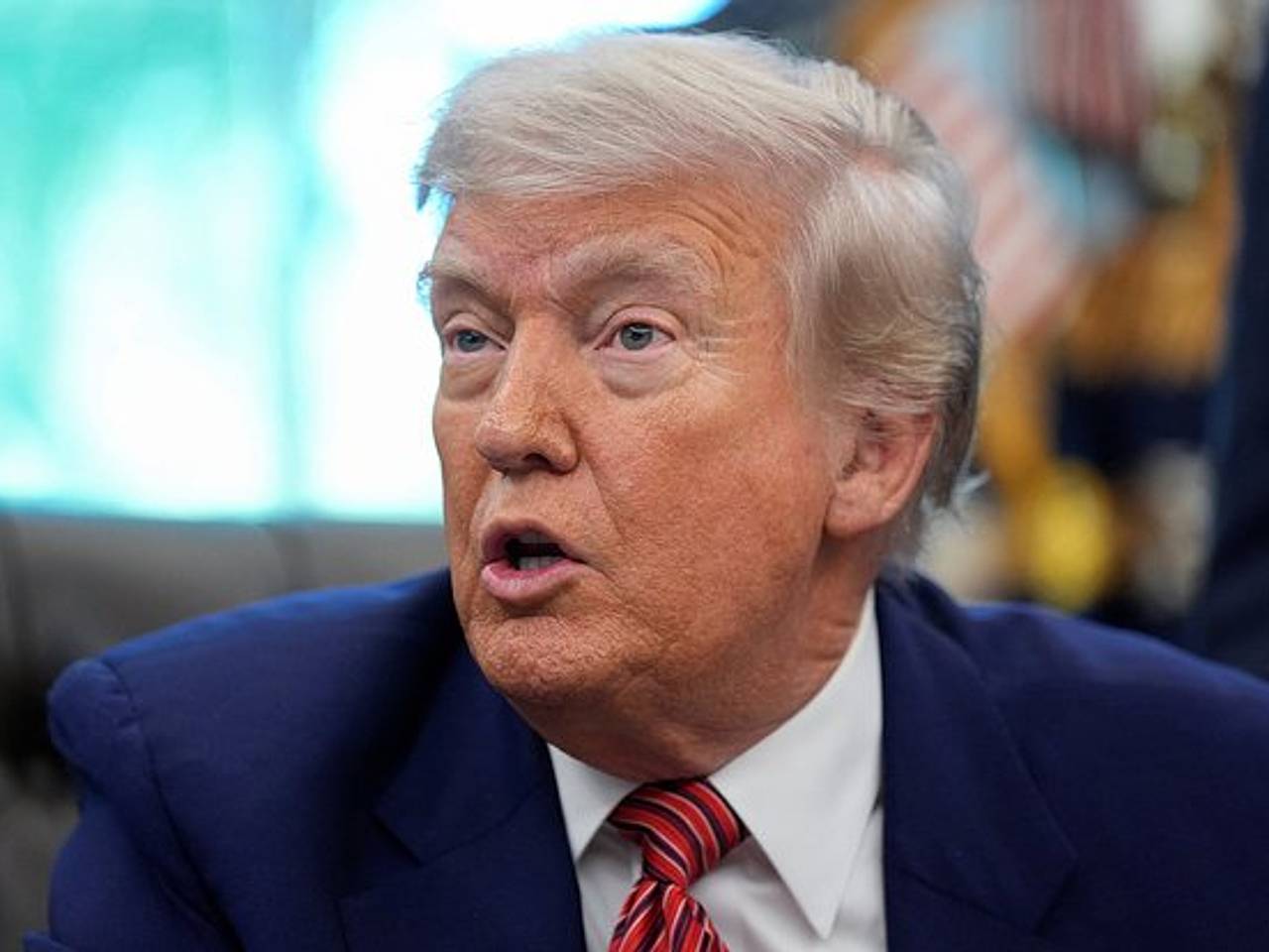 Трамп рассказал о поводе «разбомбить к чертям» Украину