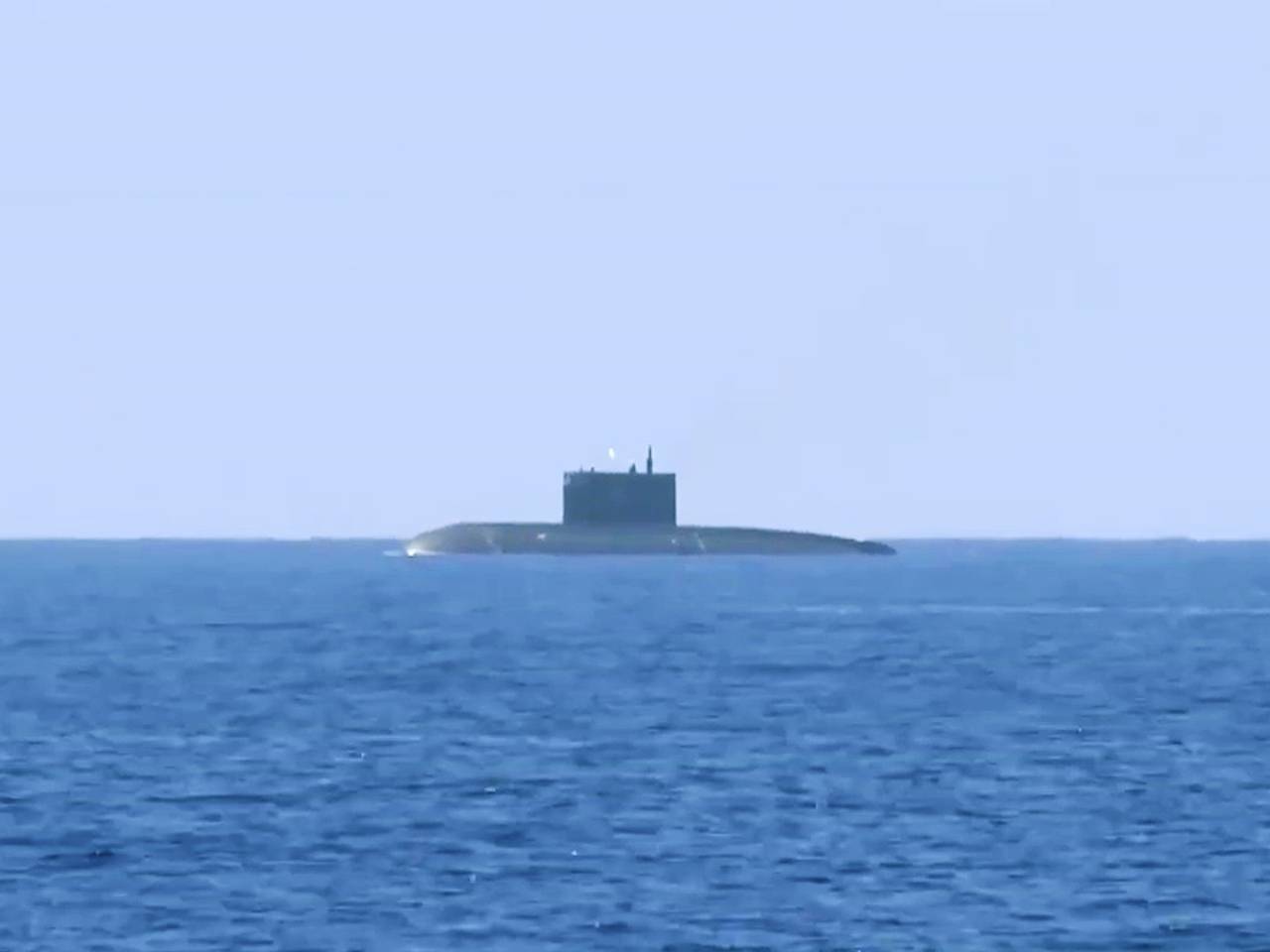 Британский флот перехватил российскую подводную лодку в проливе Ла-Манш
